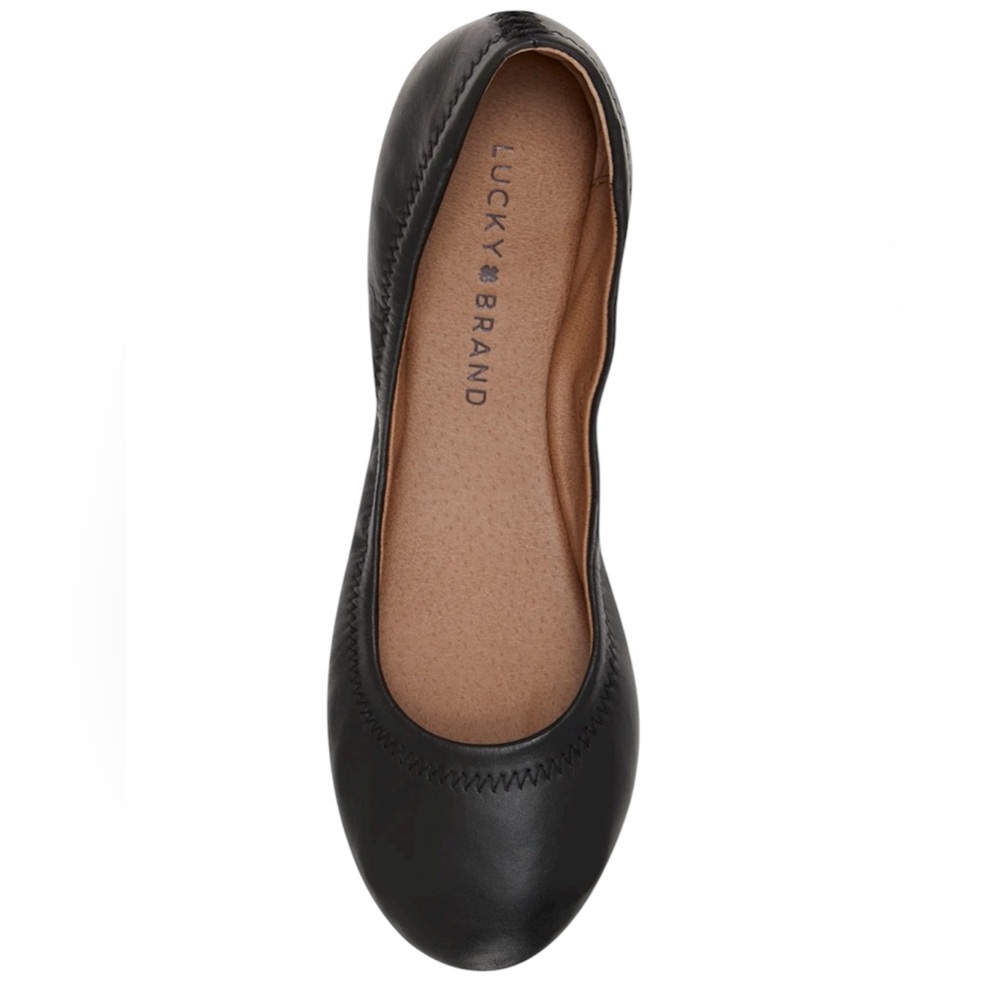NWT Emmie Lucky Brand Size 9 Classic Black Leather flat. Rubber heal & outsole.